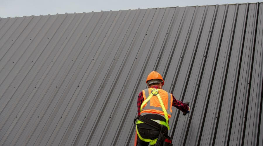 Expert top industrial roofings services in Runge, TX